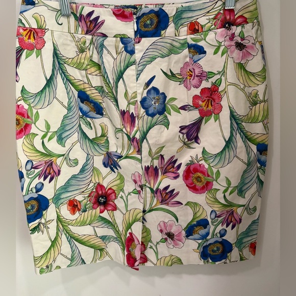 Ann Taylor Factory Women Floral Pencil Skirt Lined Back Zip Office Casual Sz 10P - Picture 2 of 6